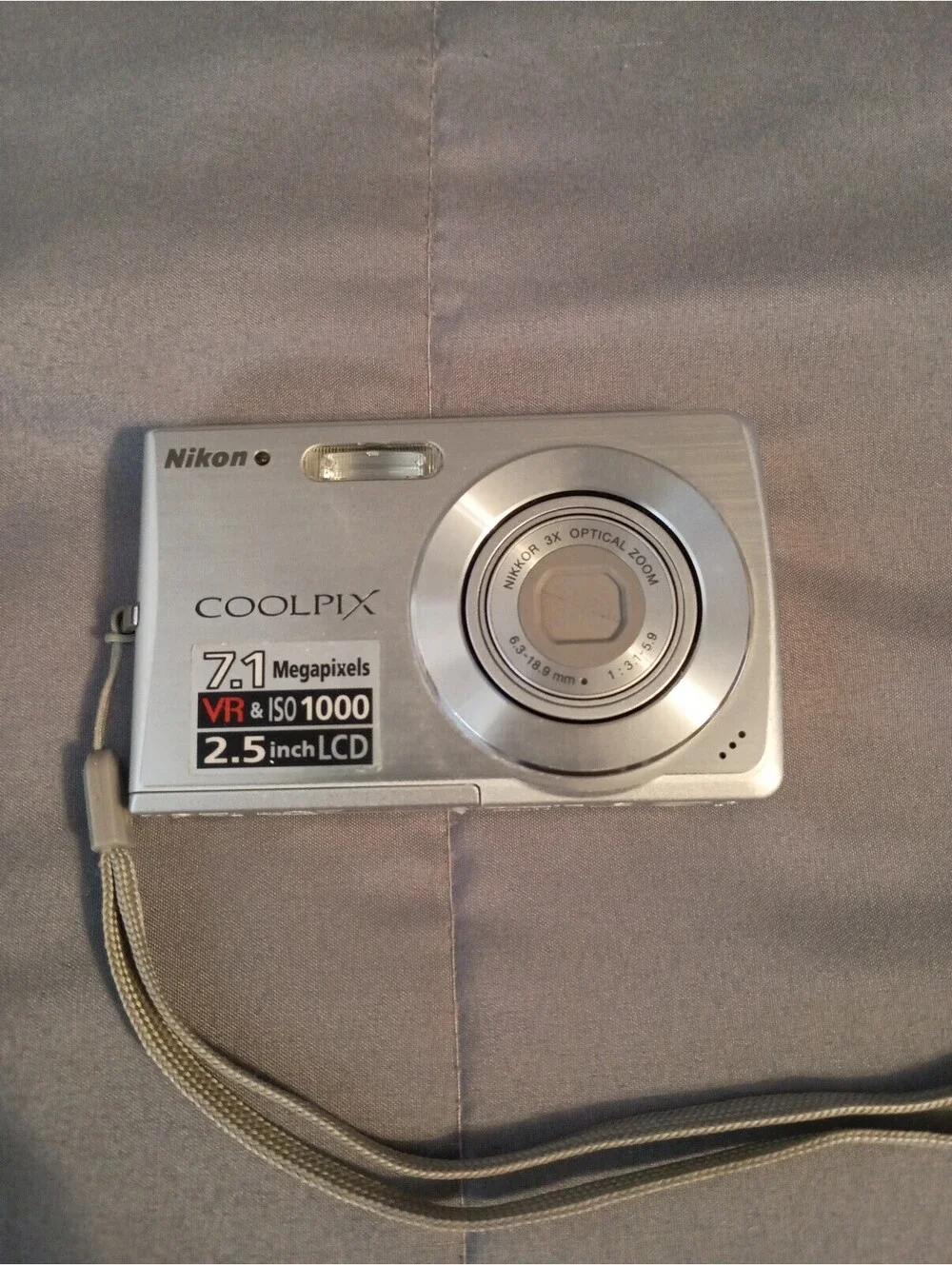 Nikon Coolpix S200 7.1MP Digital Camera